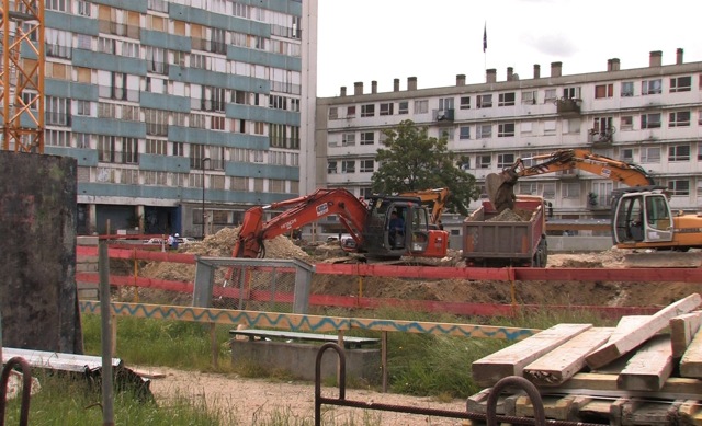 Florence Lazar, Les Bosquets, 2010 (video still)